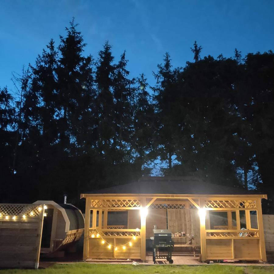 Kalinowy Sad Domki Z Jacuzzi I Sauna Mikolajki  Exterior photo